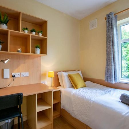126 - Gort Na Coiribe 4 Bedroom Duplex, By Shortstays Galway Eksteriør billede