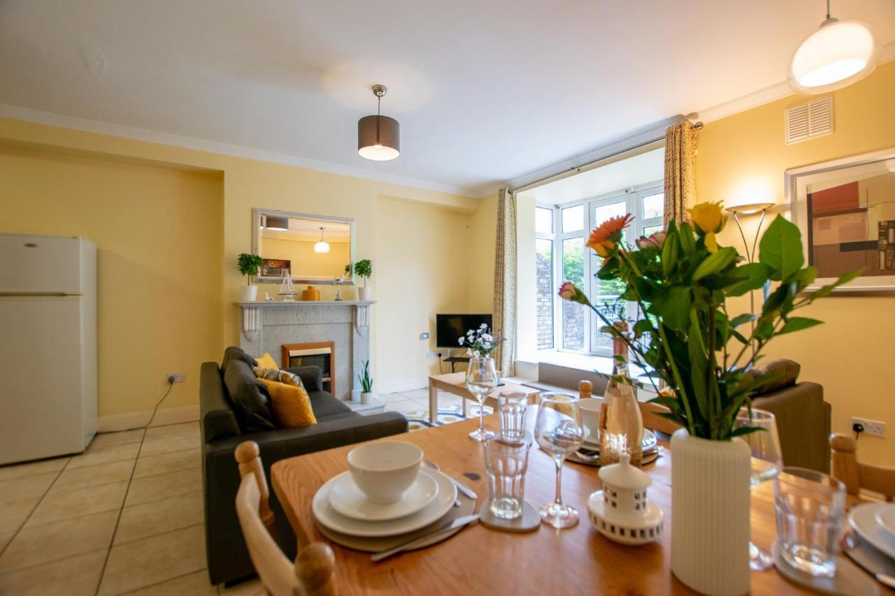 126 - Gort Na Coiribe 4 Bedroom Duplex, By Shortstays Galway Eksteriør billede