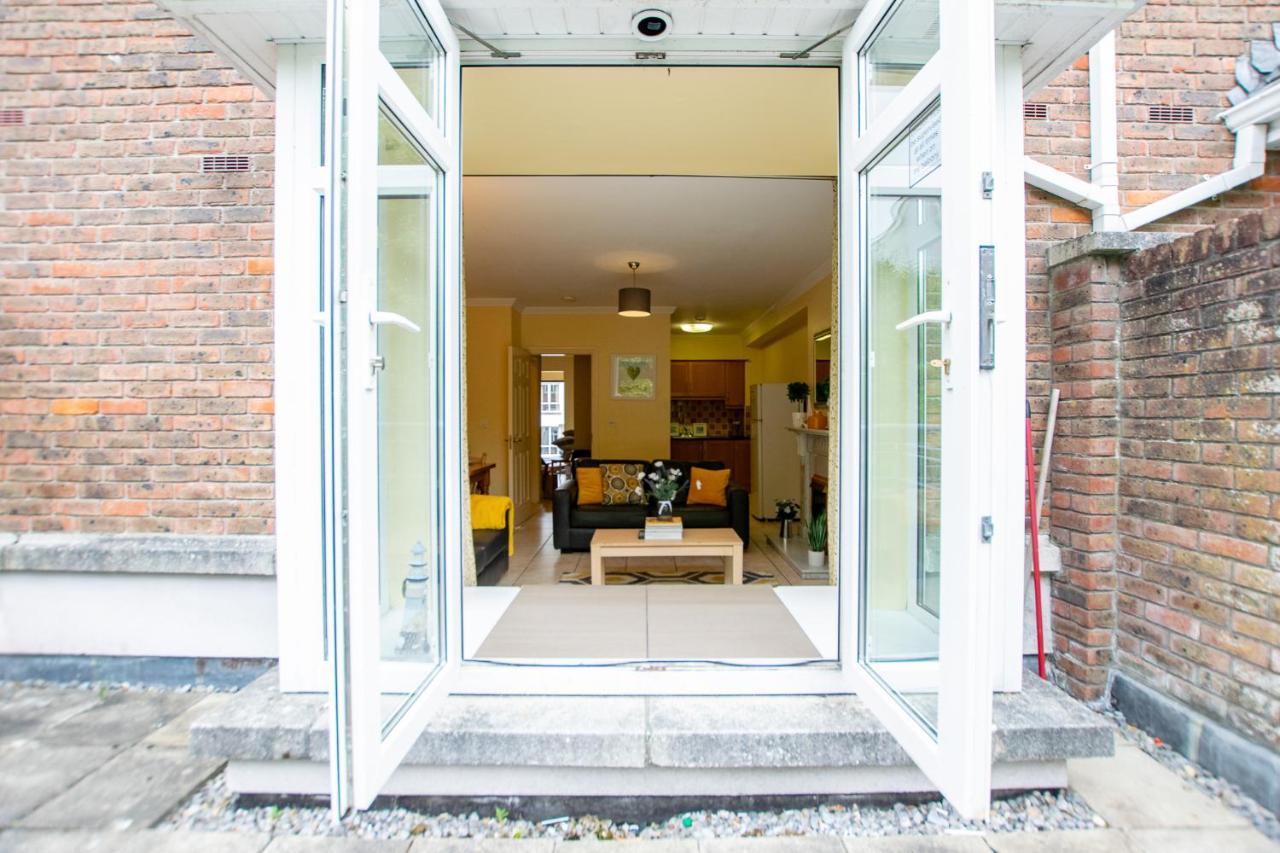 126 - Gort Na Coiribe 4 Bedroom Duplex, By Shortstays Galway Eksteriør billede